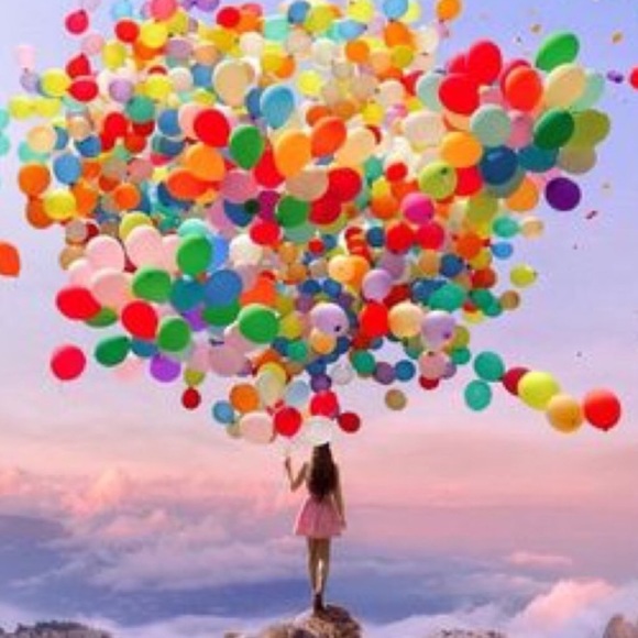 SALE ALL MONTH! 🎈IT’S MY 5 YEAR POSHIVERSARY!🎈🎈 - Picture 3 of 6